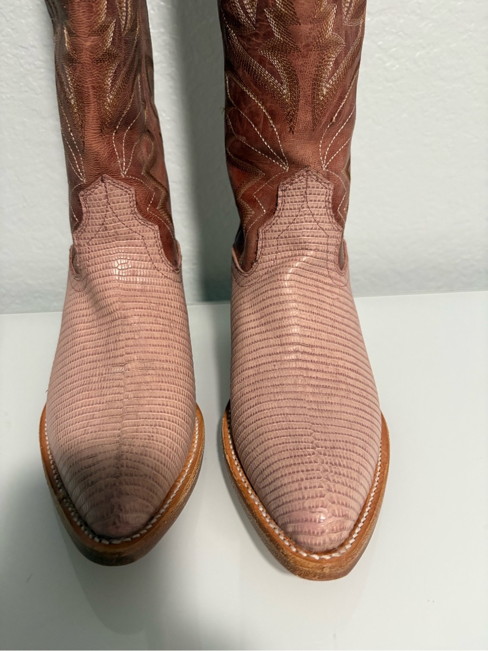 Women’s Abby Pink Frost lizard Two-Tone Western Cowboy Boots - Picture 2 of 6